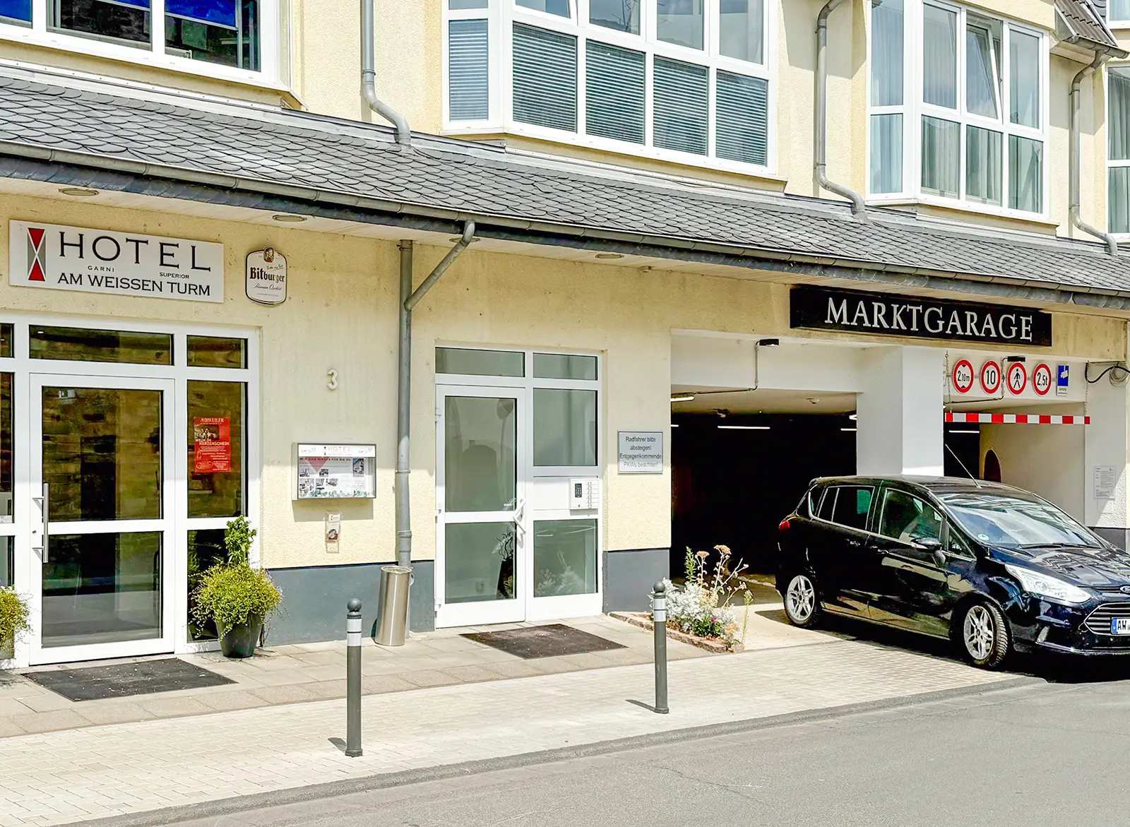Parkhaus am Hotel am weissen Turm